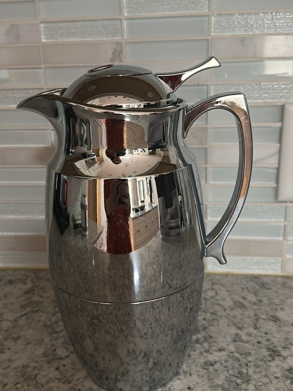 The Pampered Chef Insulated Carafe